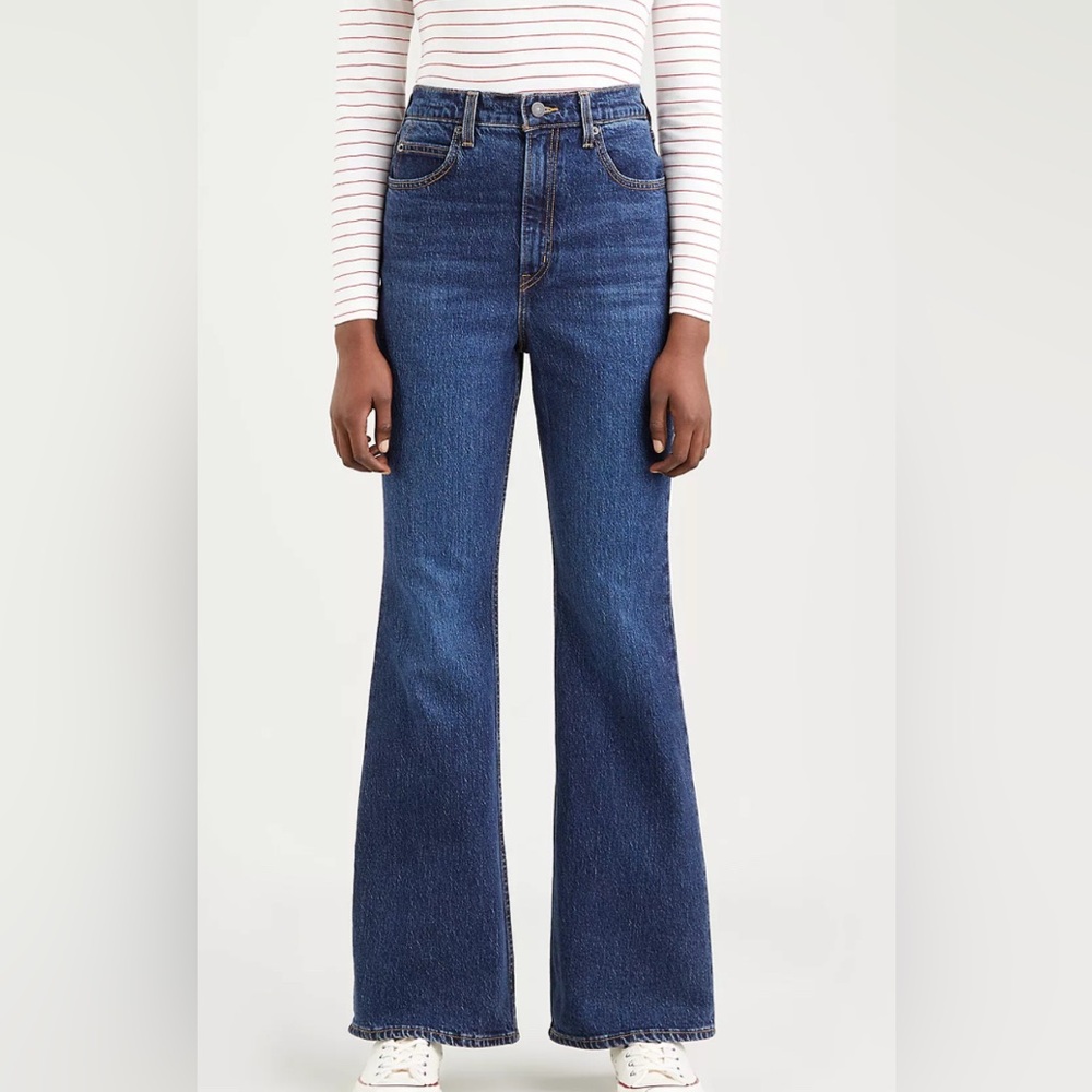 LEVI’S••Women’s Premium High Rise 70s High Flare••size 25